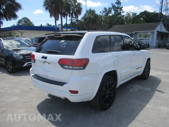 2018 Jeep Grand Cherokee Altitude Edition - miniatura 6