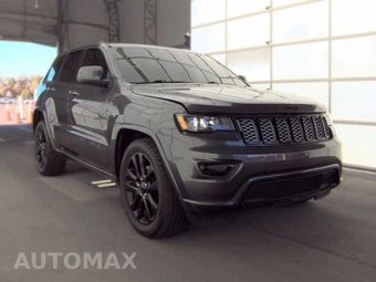 2018 Jeep Grand Cherokee Altitude Edition - miniatura 3