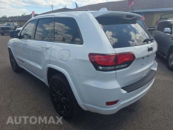2018 Jeep Grand Cherokee Altitude Edition - miniatura 2