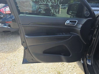 2018 Jeep Grand Cherokee Altitude Edition - miniatura 9