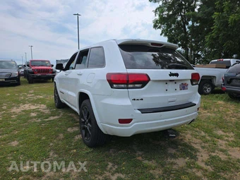 2018 Jeep Grand Cherokee Altitude Edition - miniatura 2