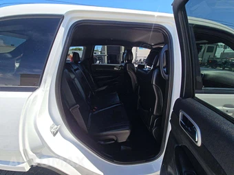 2018 Jeep Grand Cherokee Altitude Edition - miniatura 13