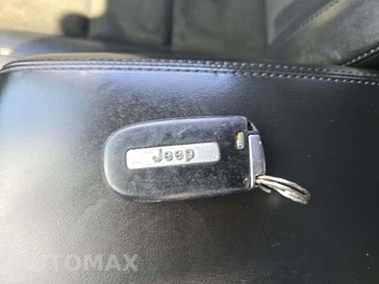 2018 Jeep Grand Cherokee Altitude Edition - miniatura 5
