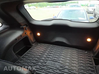 2018 Jeep Grand Cherokee Altitude Edition - miniatura 16