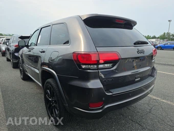 2018 Jeep Grand Cherokee Altitude Edition - miniatura 6