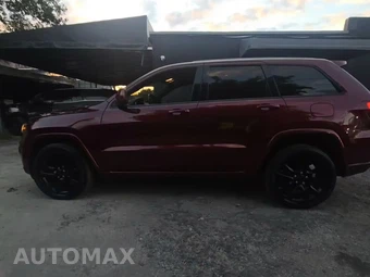 2018 Jeep Grand Cherokee Altitude Edition - miniatura 3