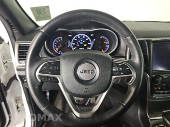 2018 Jeep Grand Cherokee Altitude Edition - miniatura 10