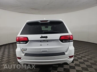2018 Jeep Grand Cherokee Altitude Edition - miniatura 5