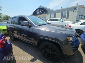 2018 Jeep Grand Cherokee Altitude Edition - miniatura 4