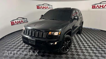 2018 Jeep Grand Cherokee Altitude Edition - miniatura 2