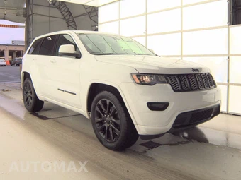 2018 Jeep Grand Cherokee Altitude Edition - miniatura 3