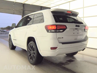 2018 Jeep Grand Cherokee Altitude Edition - miniatura 6