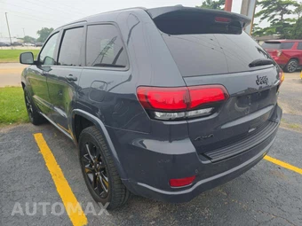 2018 Jeep Grand Cherokee Altitude Edition - miniatura 2