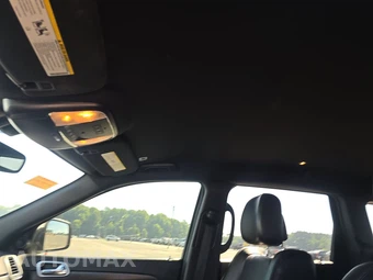 2018 Jeep Grand Cherokee Altitude Edition - miniatura 17