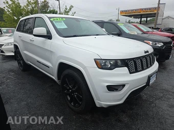 2018 Jeep Grand Cherokee Altitude Edition - miniatura 3