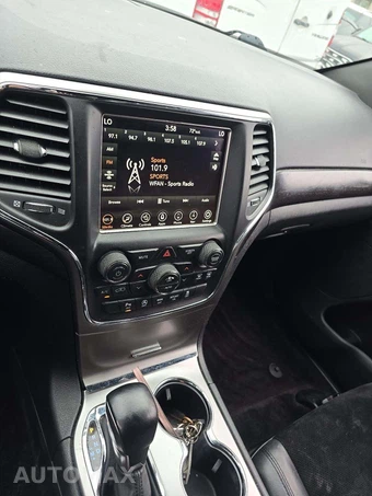 2018 Jeep Grand Cherokee Altitude Edition - miniatura 10