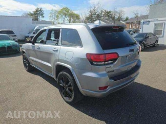 2018 Jeep Grand Cherokee Altitude Edition - miniatura 2