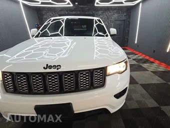 2018 Jeep Grand Cherokee Altitude Edition – miniatura 2