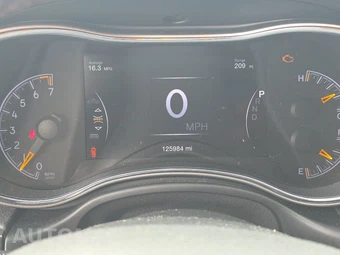 2018 Jeep Grand Cherokee Altitude Edition - miniatura 12