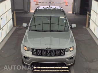 2018 Jeep Grand Cherokee Altitude Edition - miniatura 2