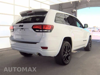 2018 Jeep Grand Cherokee Altitude Edition - miniatura 4