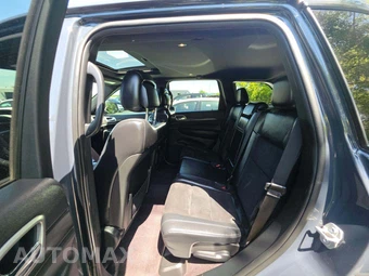 2018 Jeep Grand Cherokee Altitude Edition - miniatura 13