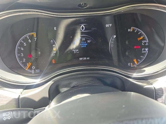 2018 Jeep Grand Cherokee High Altitude Edition - miniatura 6
