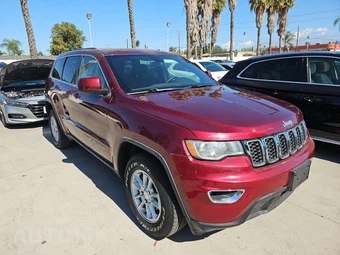 2018 Jeep Grand Cherokee Laredo - miniatura 3