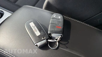 2018 Jeep Grand Cherokee Laredo - miniatura 35