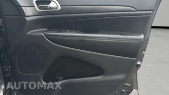 2018 Jeep Grand Cherokee Laredo - miniatura 9