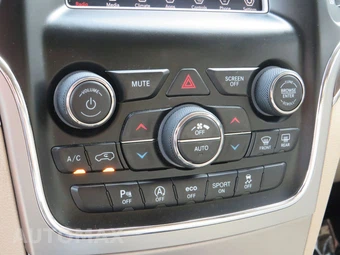 2018 Jeep Grand Cherokee Limited - miniatura 23