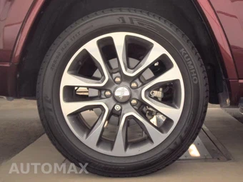 2018 Jeep Grand Cherokee Overland - miniatura 11