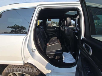 2018 Jeep Grand Cherokee Overland - miniatura 16