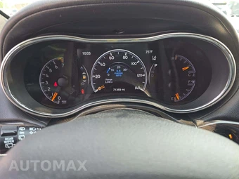 2018 Jeep Grand Cherokee Overland - miniatura 9