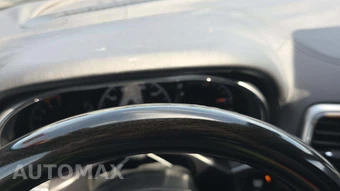 2018 Jeep Grand Cherokee Overland – miniatura 12