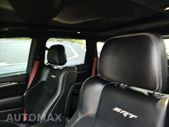 2018 Jeep Grand Cherokee SRT - miniatura 18