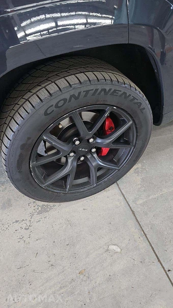 2018 Jeep Grand Cherokee SRT - miniatura 26