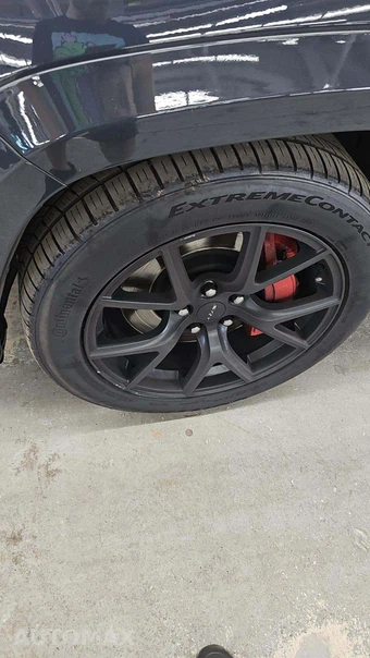 2018 Jeep Grand Cherokee SRT - miniatura 30