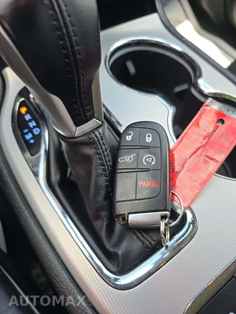 2018 Jeep Grand Cherokee Summit - miniatura 8