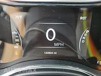 2018 Jeep Grand Cherokee Summit – miniatura 12