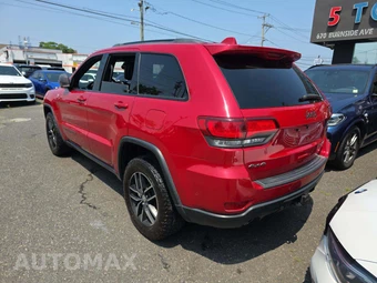2018 Jeep Grand Cherokee Trailhawk - miniatura 2