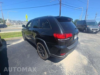 2018 Jeep Grand Cherokee Upland Edition - miniatura 2