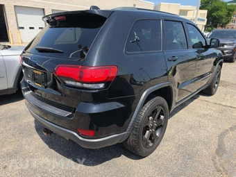 2018 Jeep Grand Cherokee Upland Edition - miniatura 3