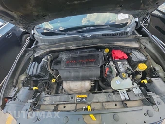 2018 Jeep Renegade Altitude Edition - miniatura 15