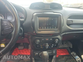 2018 Jeep Renegade Altitude Edition – miniatura 11