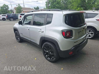 2018 Jeep Renegade Altitude Edition - miniatura 2