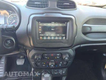 2018 Jeep Renegade Altitude Edition - miniatura 10