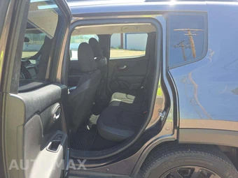 2018 Jeep Renegade Altitude Edition – miniatura 10