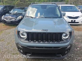 2018 Jeep Renegade Altitude Edition – miniatura 2