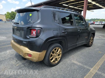 2018 Jeep Renegade Latitude - miniatura 4